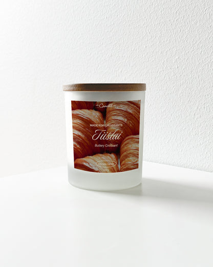 "Tiistai" Candle 220g - Buttery Croissant Scent